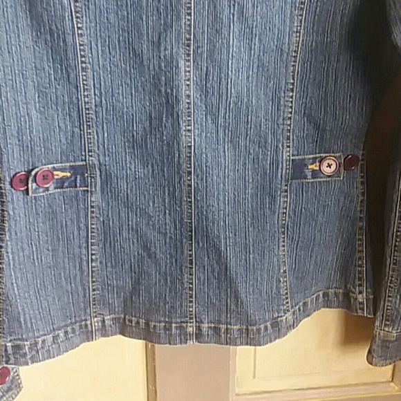 Bailey's Point Denim Jacket - Picture 8 of 8